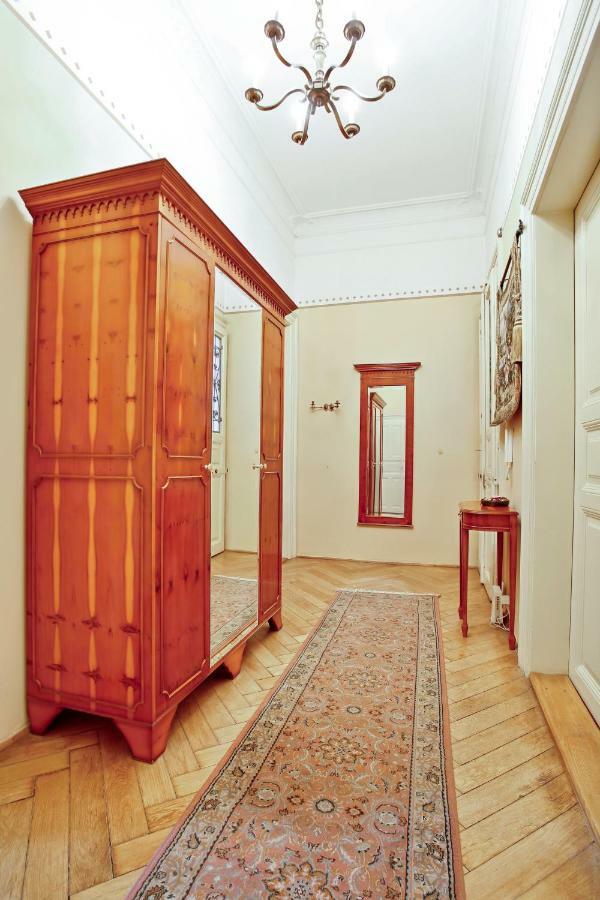 Апартаменты Open Gate Прага Экстерьер фото